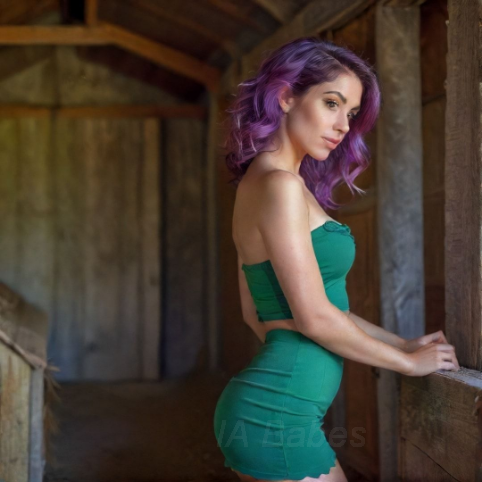 Melina, 36 ans, hispanique et prête pour des aventures libertines envoûtantes !